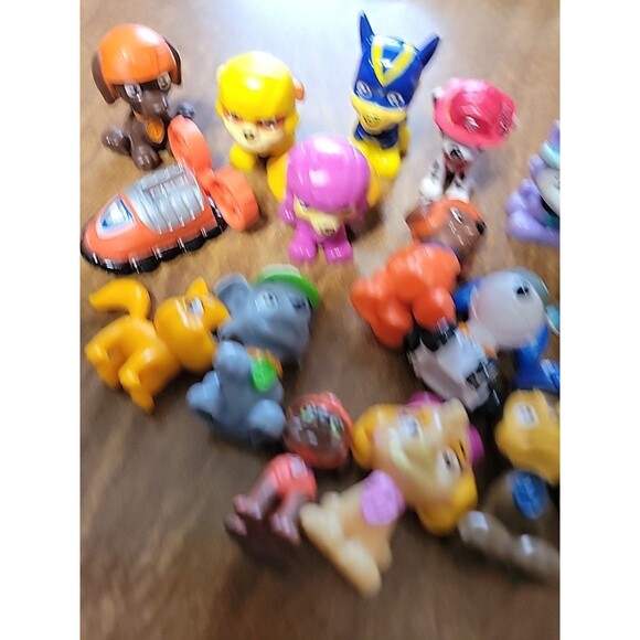 Cake topper Lot of PAW PATROL Action Figure Mini puppies dogs mixed lot - Picture 3 of 10